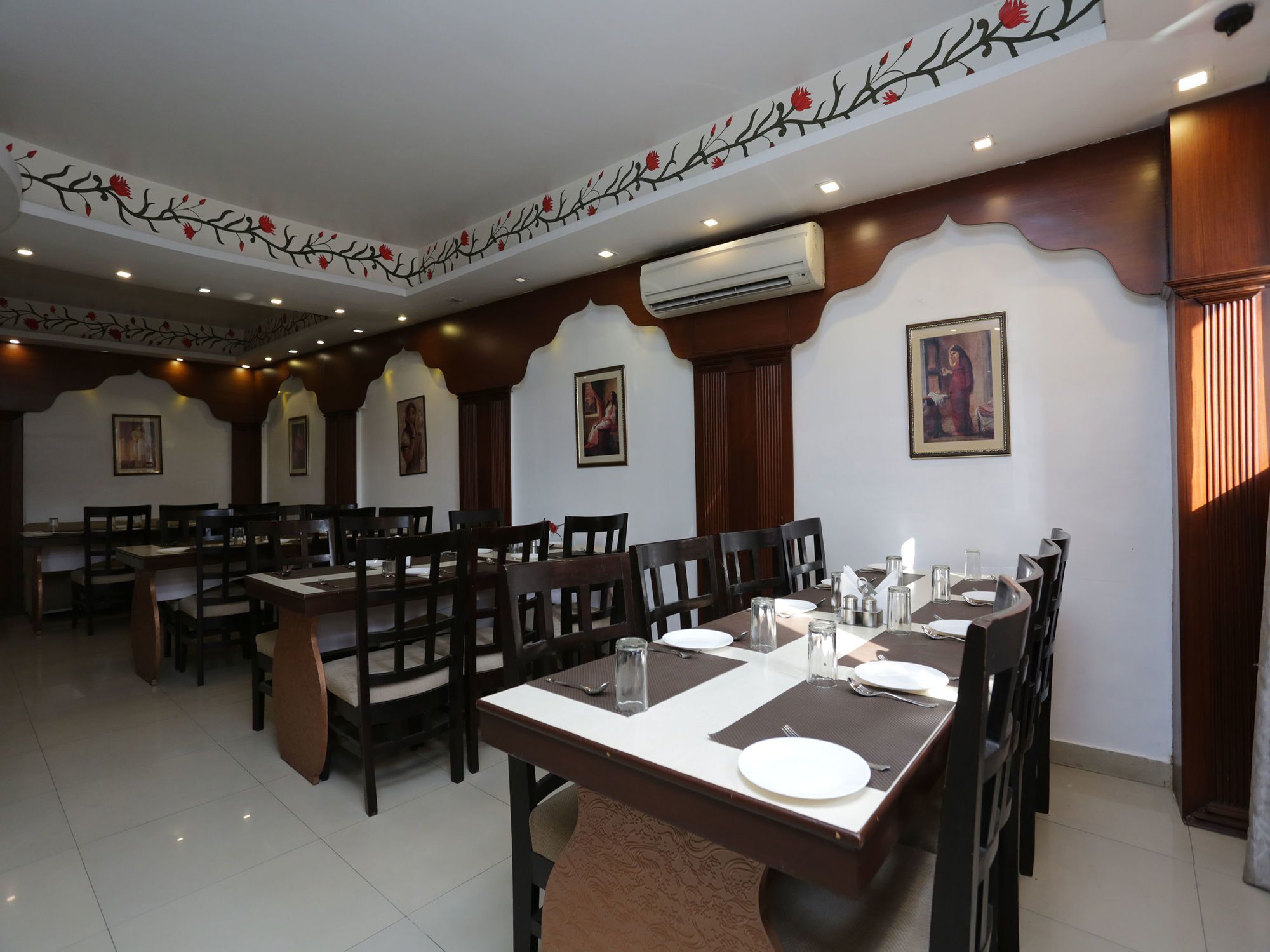 Oyo 12221 Hotel M House Агра Экстерьер фото